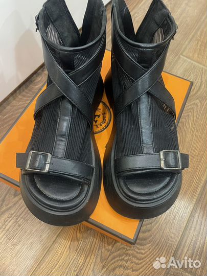 Босоножки 36 (22,5 см )