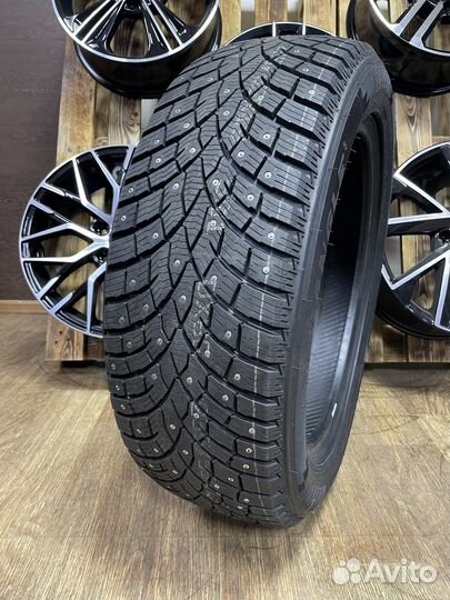 Triangle IcelynX TI501 215/50 R17 95T