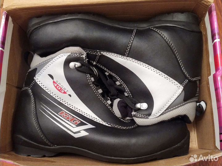 Лыжные ботинки