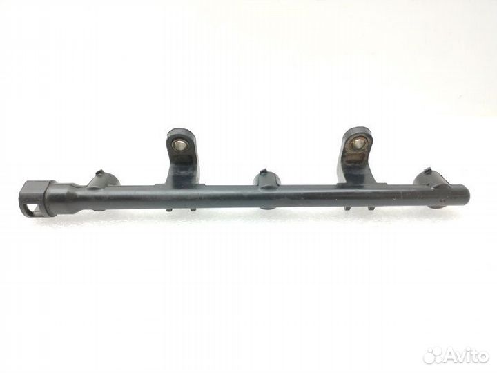 Топливная рейка (рампа) правая Chrysler 300C LX