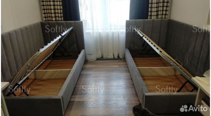 Детская кровать с мягкой спинкой