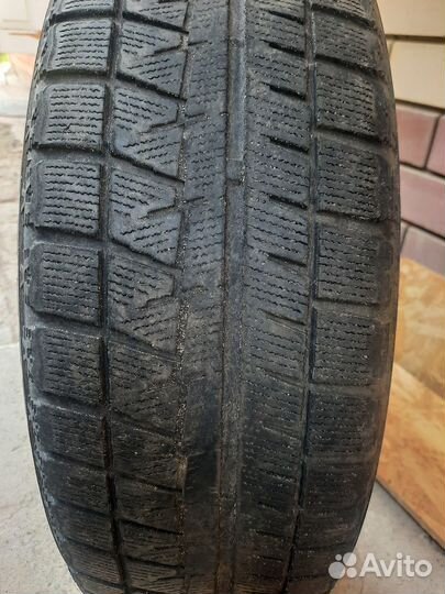 Bridgestone Blizzak Revo GZ 205/65 R16