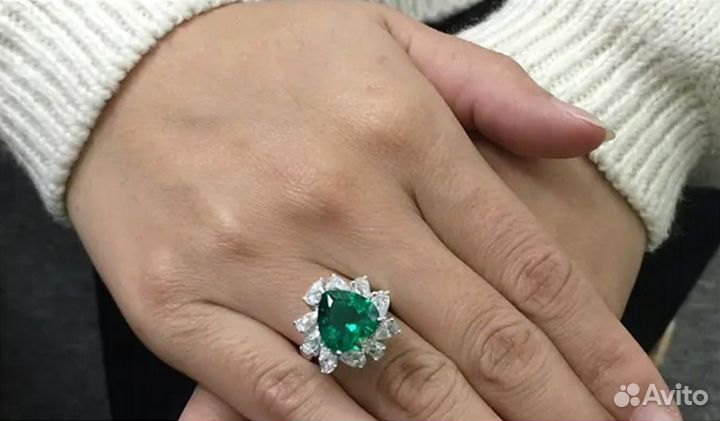 Кольцо и серьги серебро 925 пробы с изумрудами