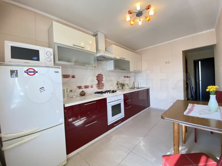 2-к. квартира, 63 м², 8/11 эт.