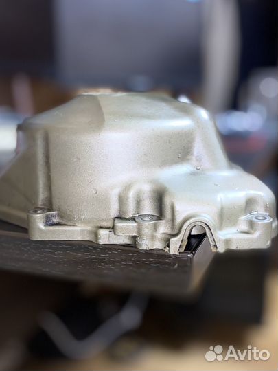 Крышка генератора honda F4I