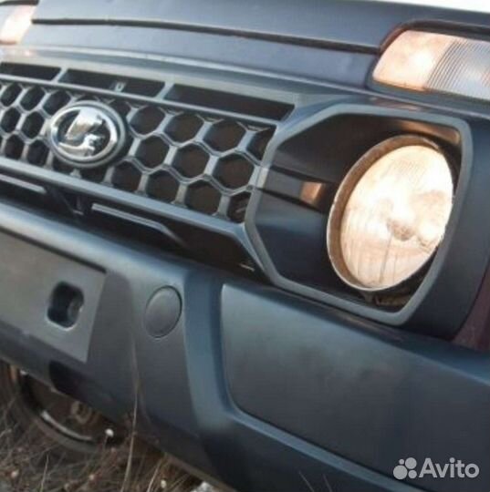 Решетка радиатора нива / титан- S