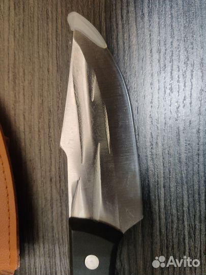 Нож туристический