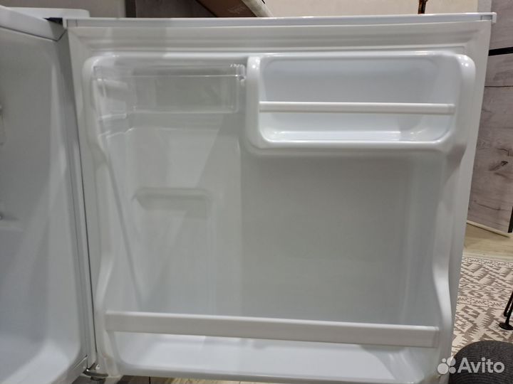 Холодильник маленький