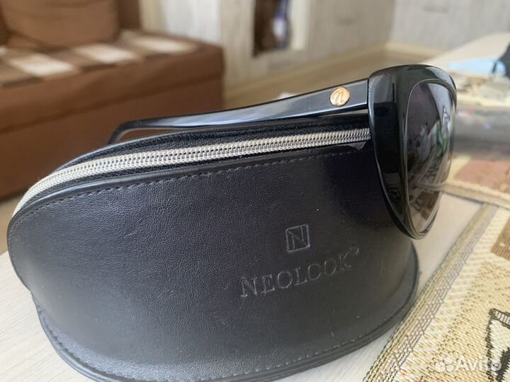 Солнцезащитные очки Neo Look