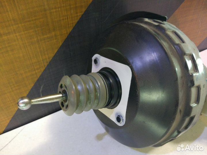 Вакуумный усилитель Volkswagen Passat B6 AXZ 2006