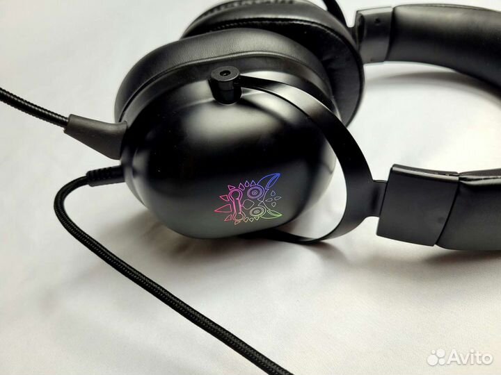 Топовые игровые наушники, с RGB подсветкой