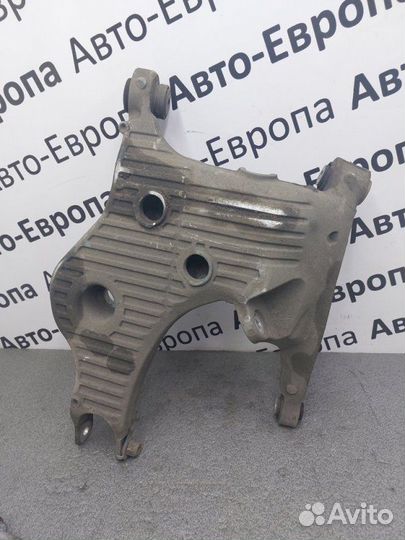 Рычаг задний левый Land Rover Range Rover Sport 2