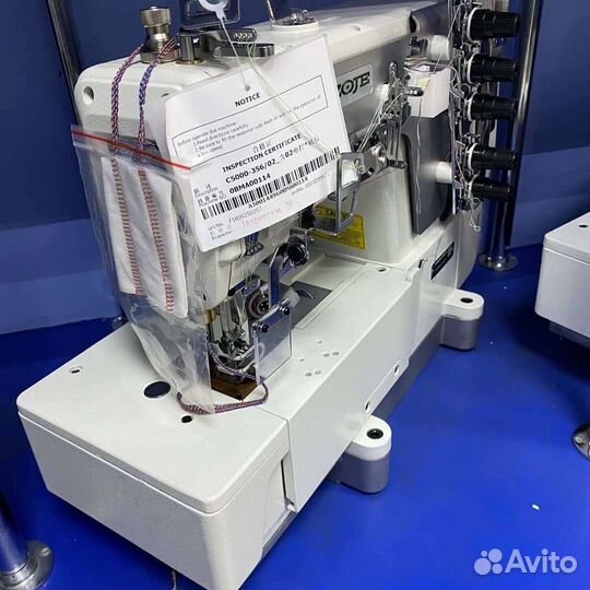 Плоскошовная машина со столом zoje C5000-356