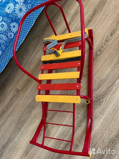 Детские санки с чехлом