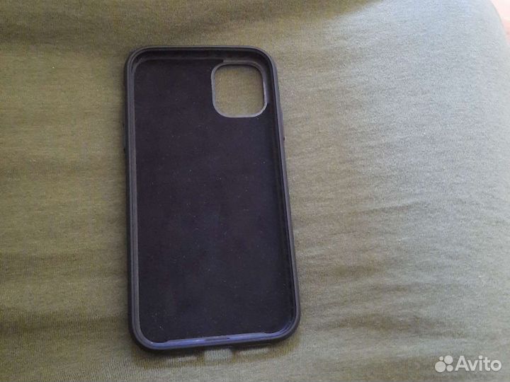 Чехол для iPhone 11