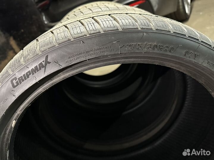 Gripmax SureGrip Pro Winter 245/35 R20 и 275/30 R20 97V