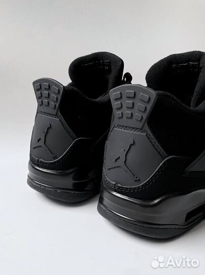 Nike air jordan 4 black cat зимние