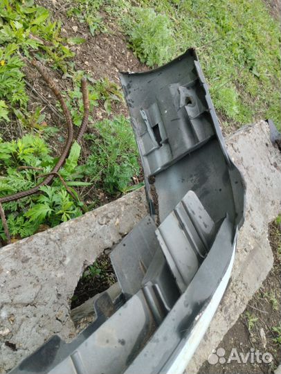 Передний бампер ваз 2110