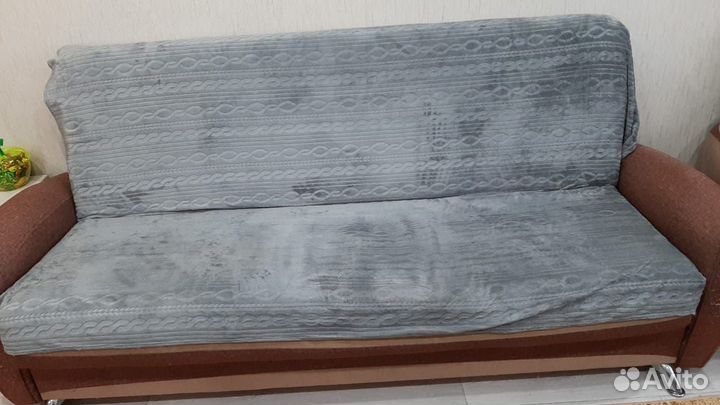 Диван с креслом бу