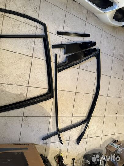 Молдинги на двери BMW F15