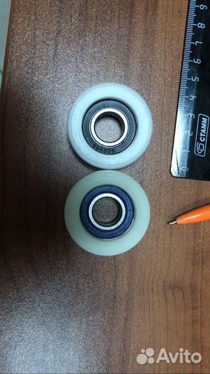 Ролик с подшибником для автоматической двери geze