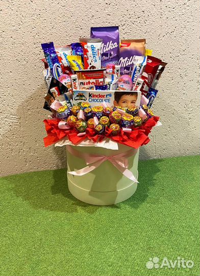 Сладкие букеты.Коробка с Киндер шоколадом