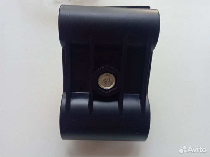 Крепеж к фонарю с выносной кнопкой