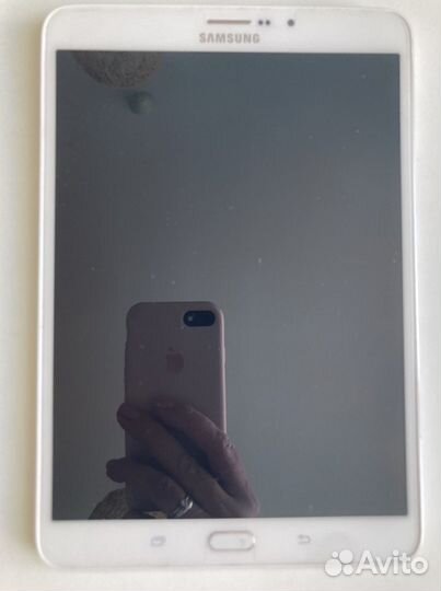 Планшет Samsung SM-T719