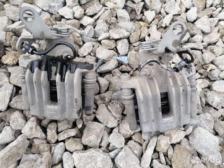 Суппорт Задний Шкода Октавия А5 1.6 Йети