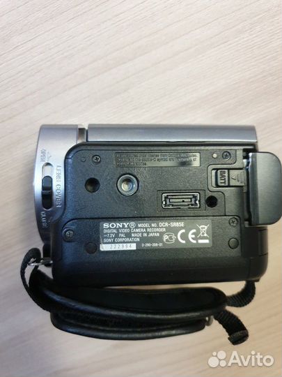 Видеокамера Sony DCR-SR85E