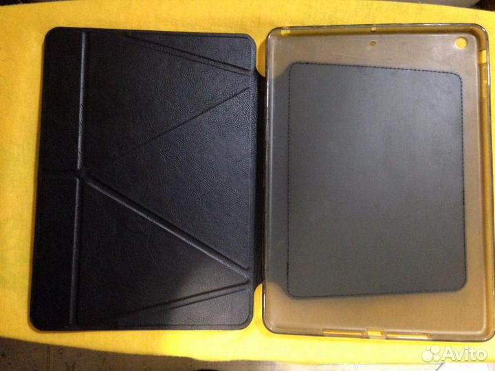 Чехол для iPad 2-4