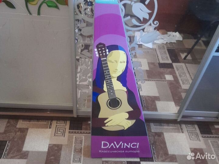 Акустическая гитара со саунами в упаковке