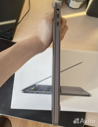 Macbook pro 13 2019 512gb