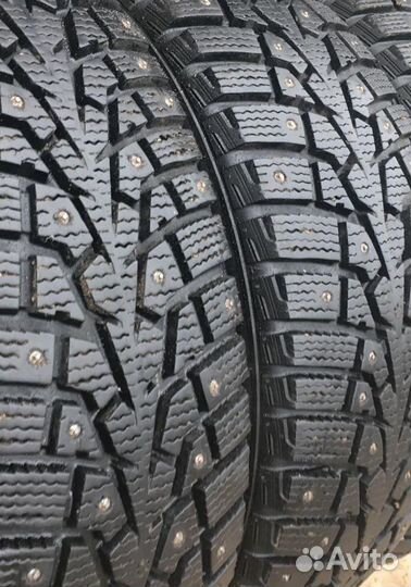 Maxxis ArcticTrekker NP3 205/60 R16