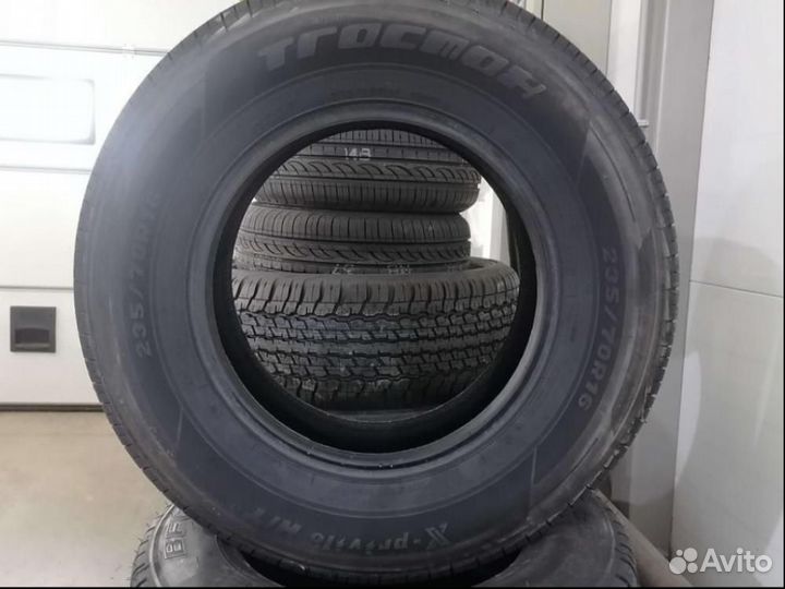 Tracmax X-Privilo H/T 235/70 R16 106H