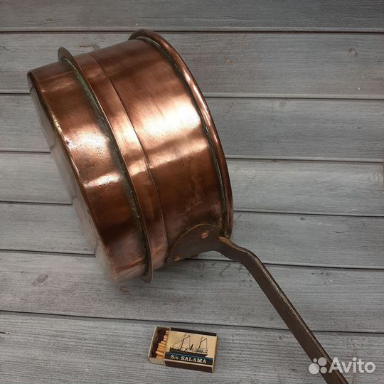 Старинная медная кастрюля Швеция