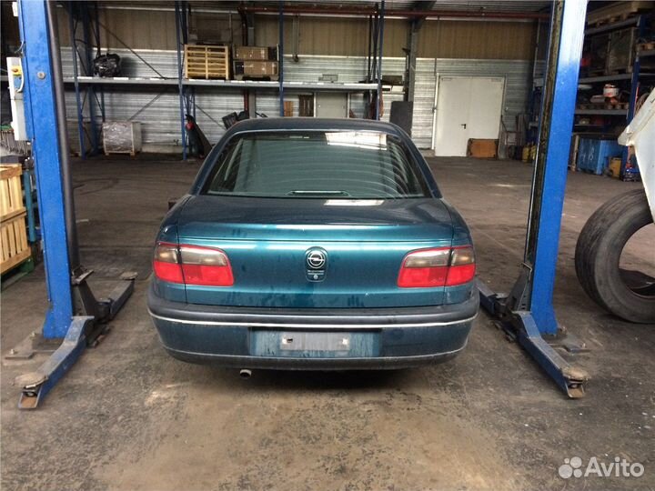 Разбор на запчасти Opel Omega B