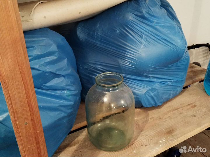 3 х литровые банки без трещин и сколов