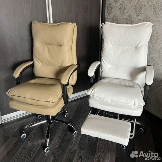 Компьютерное офисное кресло с массажем (новые)