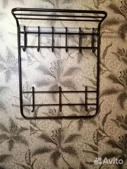 Вешалка в прихожую с полкой для обуви