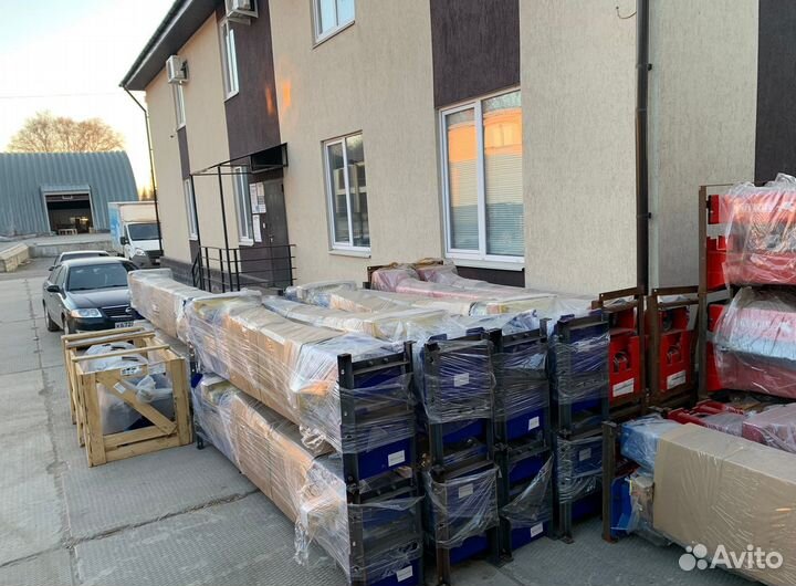 Подъемник двухстоечный 4 тонны 220В/380В