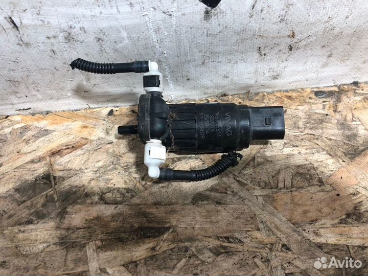 Насос омывателя Volkswagen Tiguan 1 Рестайл