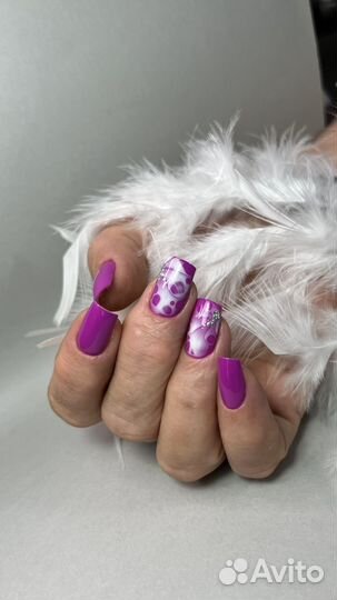 Маникюр,педикюр