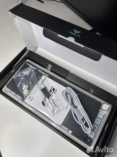 Беспроводная клавиатура