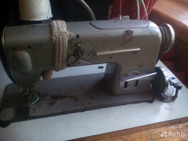 Швейная машинка бу