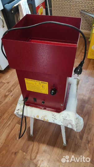 Измельчитель зерна