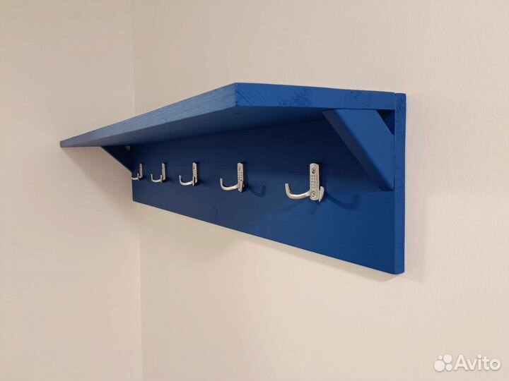 Вешалка для одежды из массива