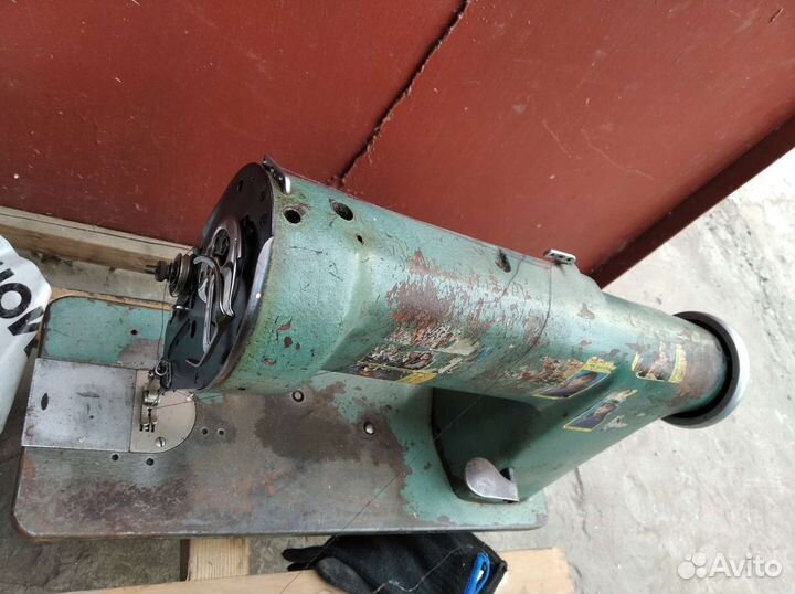 Промышленная швейная машина 97 класс с мотором