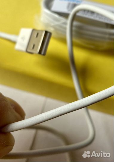 Кабель apple Lightning usb (1 м)