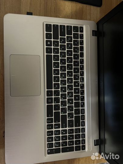 Ноутбук asus